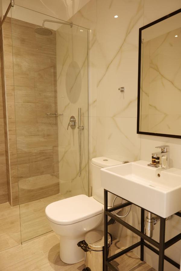 Lumi Hotel Саранде Екстериор снимка