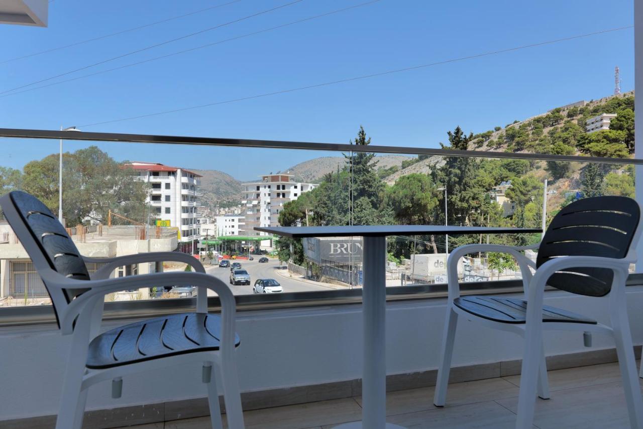 Lumi Hotel Саранде Екстериор снимка