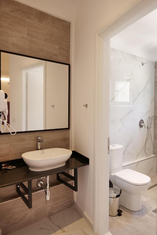 Lumi Hotel Саранде Екстериор снимка